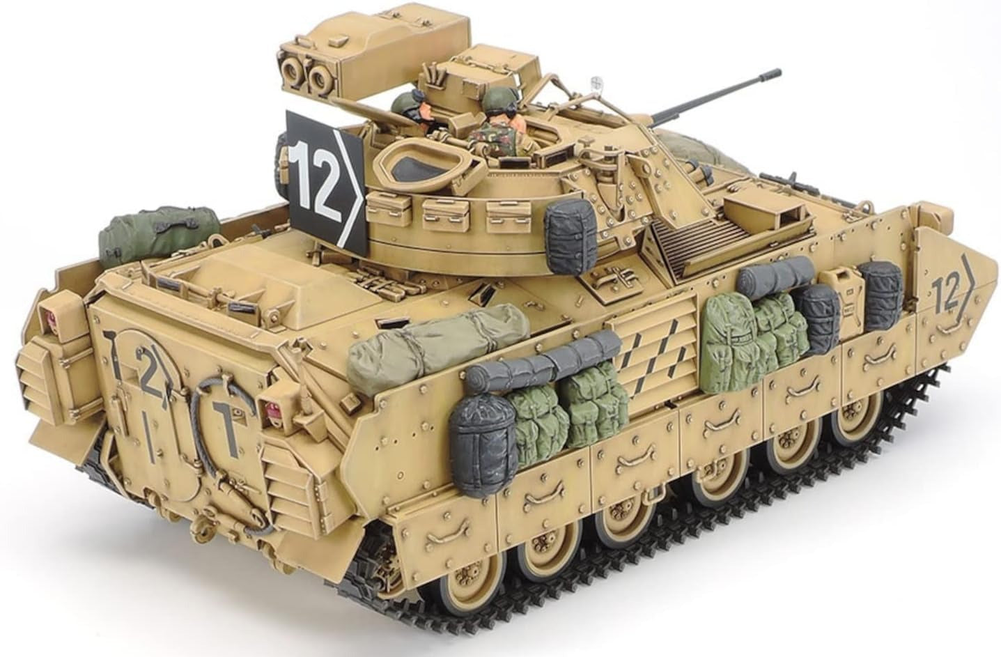 M2A2 Bradley Desert Storm Model Kit